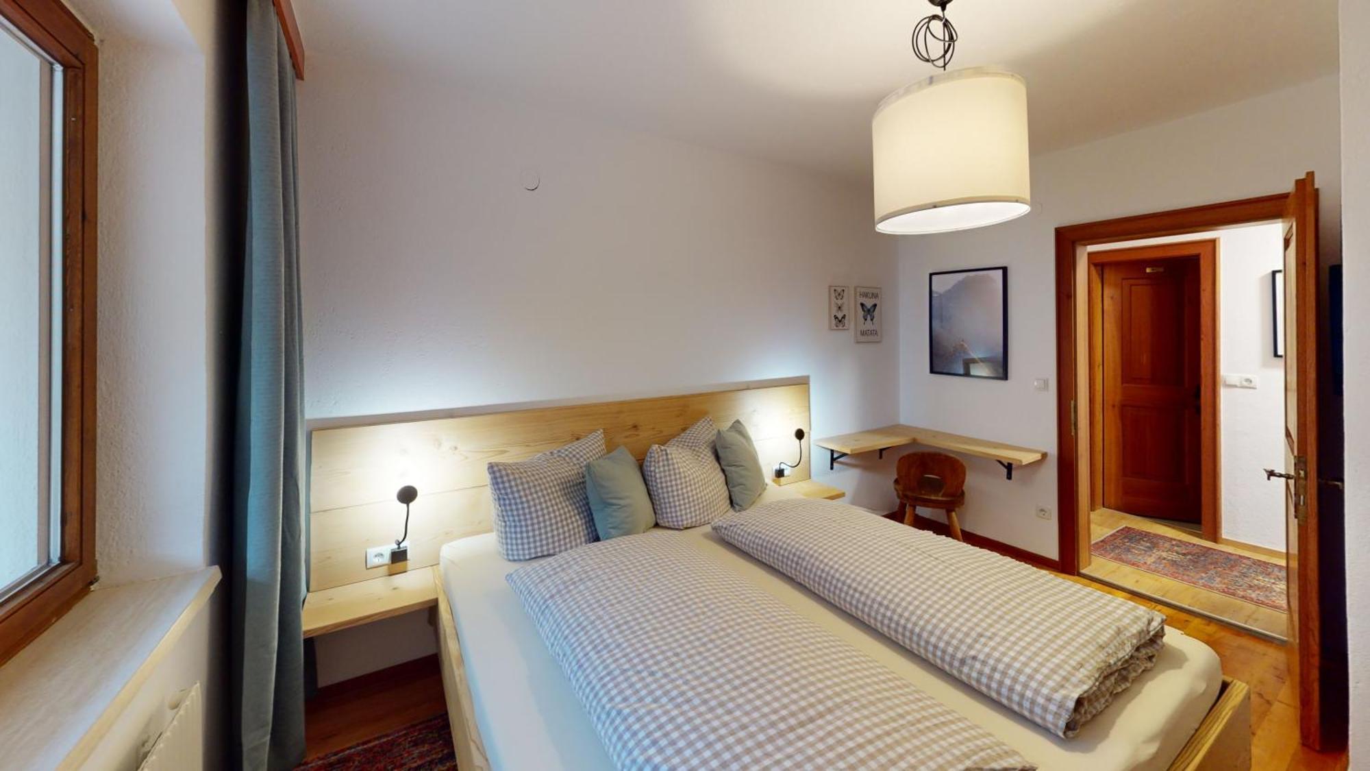 Haus Alberto - Haus Mit 2 Ferienwohnungen Ötztal-Bahnhof Eksteriør bilde