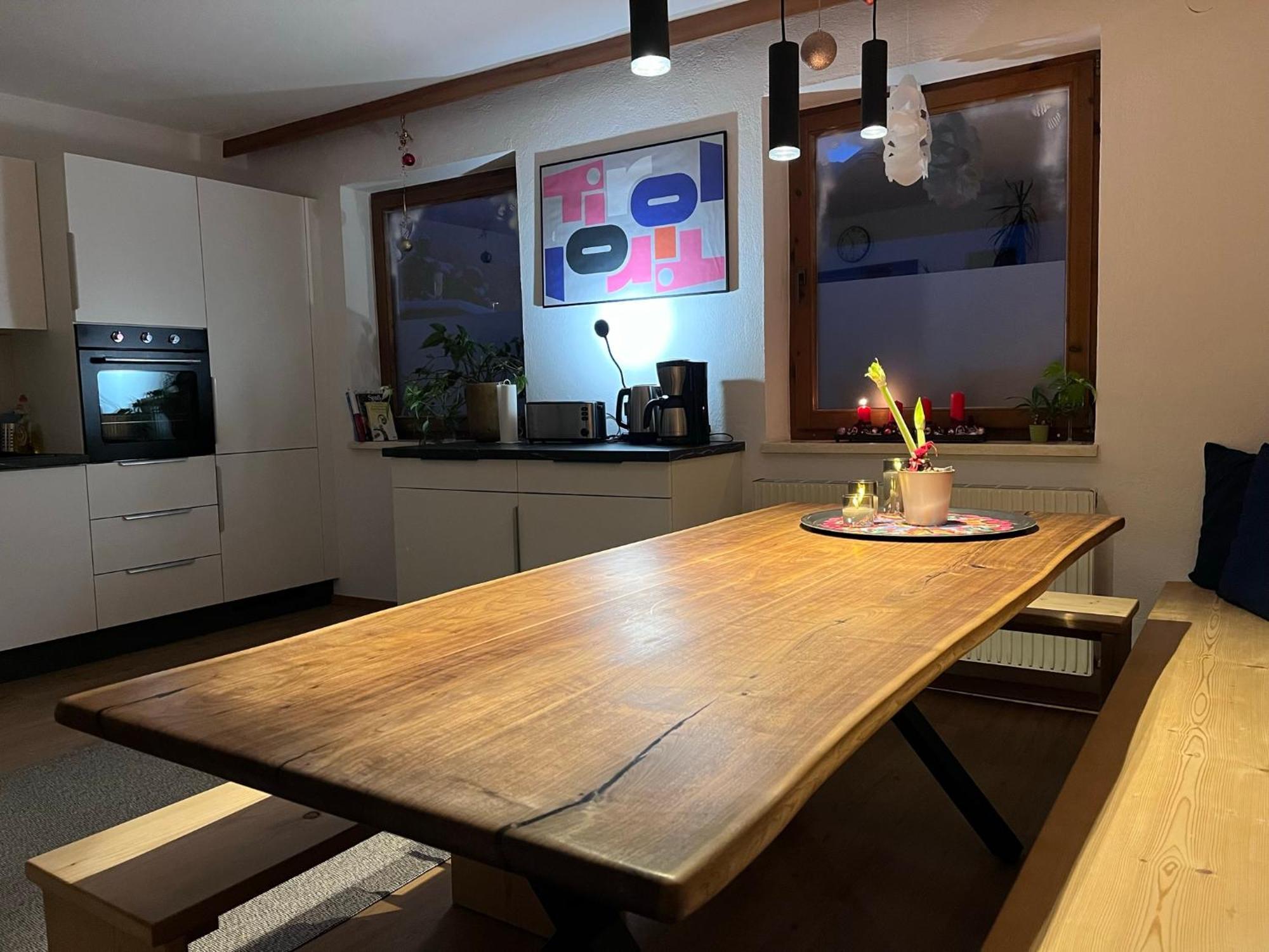 Haus Alberto - Haus Mit 2 Ferienwohnungen Ötztal-Bahnhof Eksteriør bilde